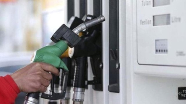 AB, Rusya'ya karşı yeni yaptırım paketini onayladı! Rusya'dan petrol ithalatı yasaklandı