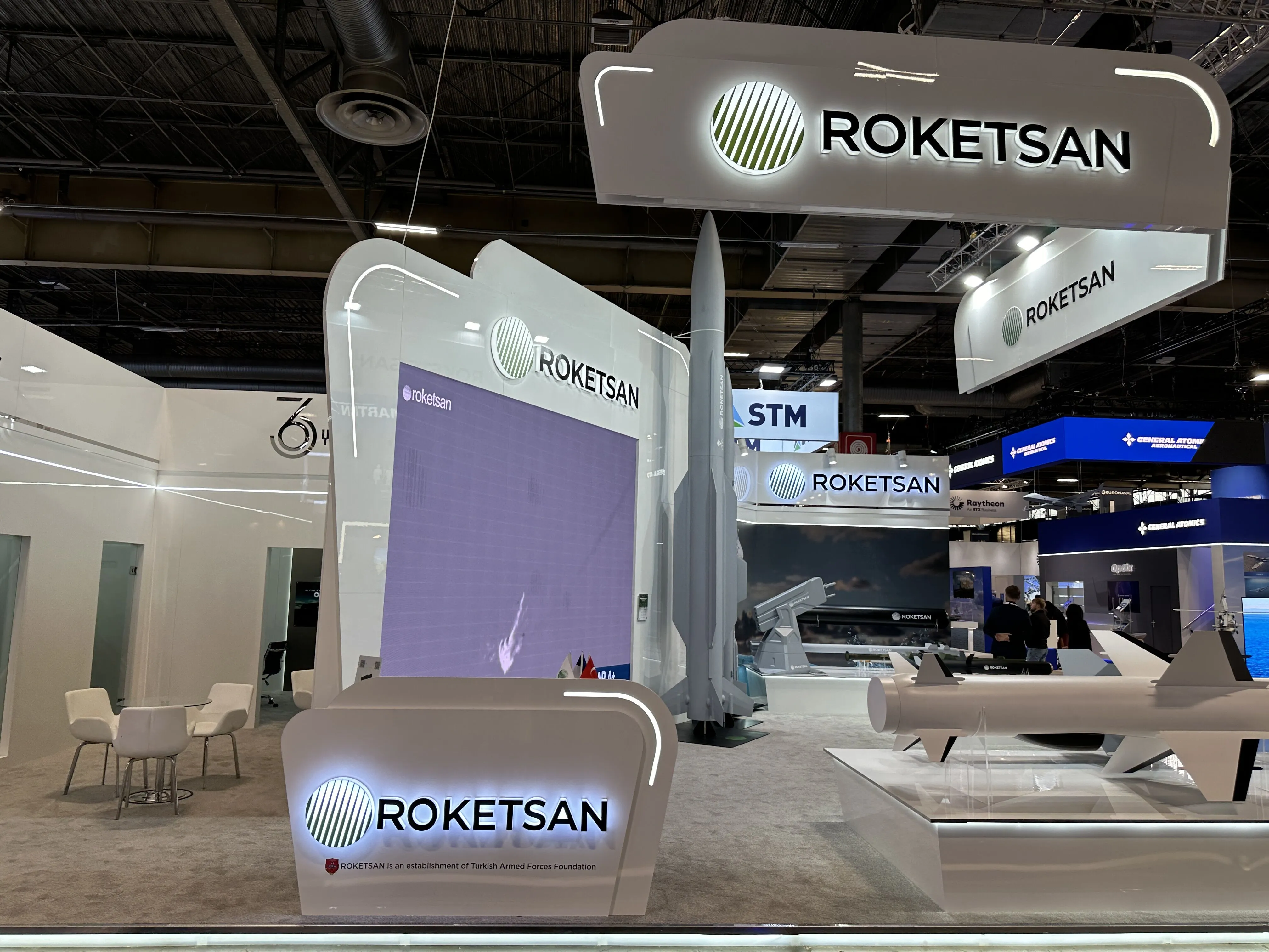 Roketsan, İleri Teknoloji Deniz Sistemlerini Paris'te Sergiliyor